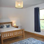 Holiday home Gweebara Bay *